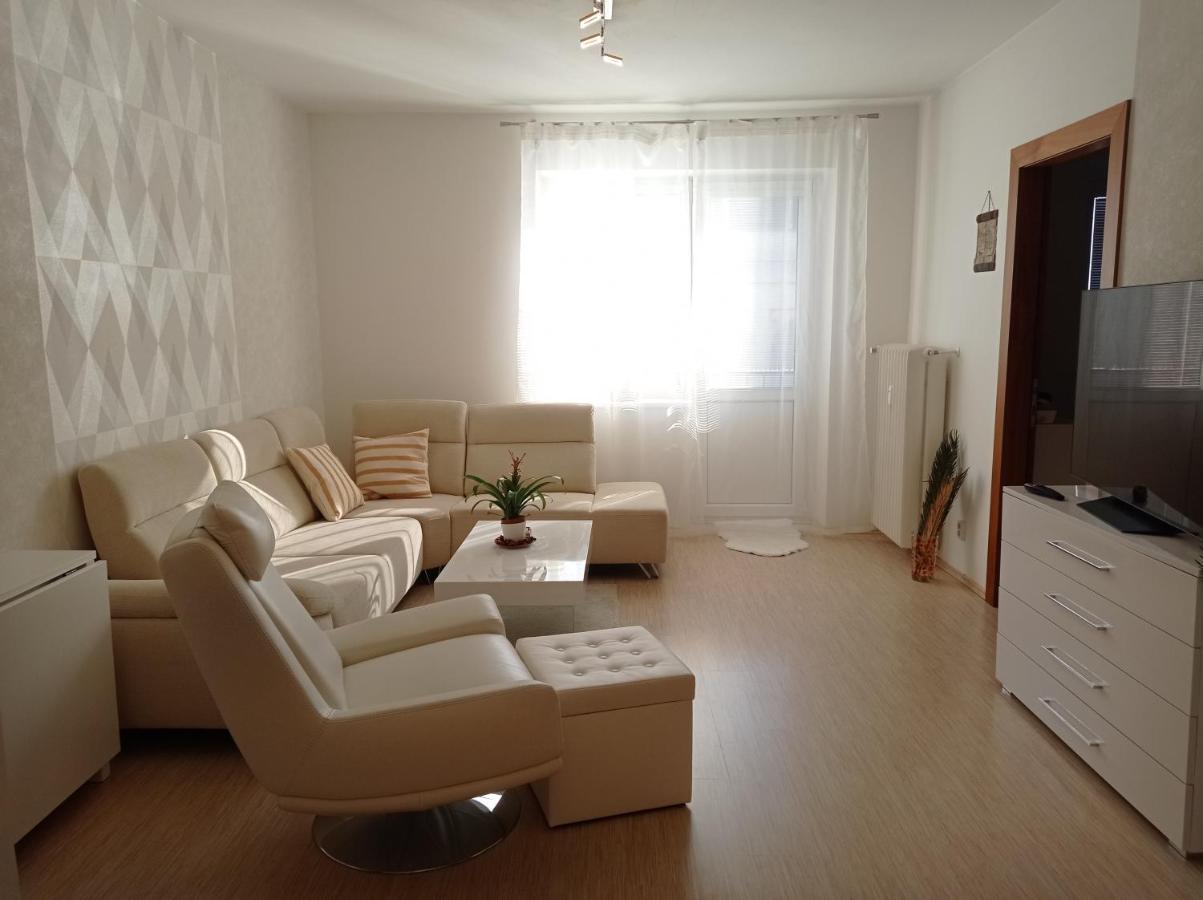 Amazing Flat In Old Town With Large Balcony Apartment Bratislava Bagian luar foto