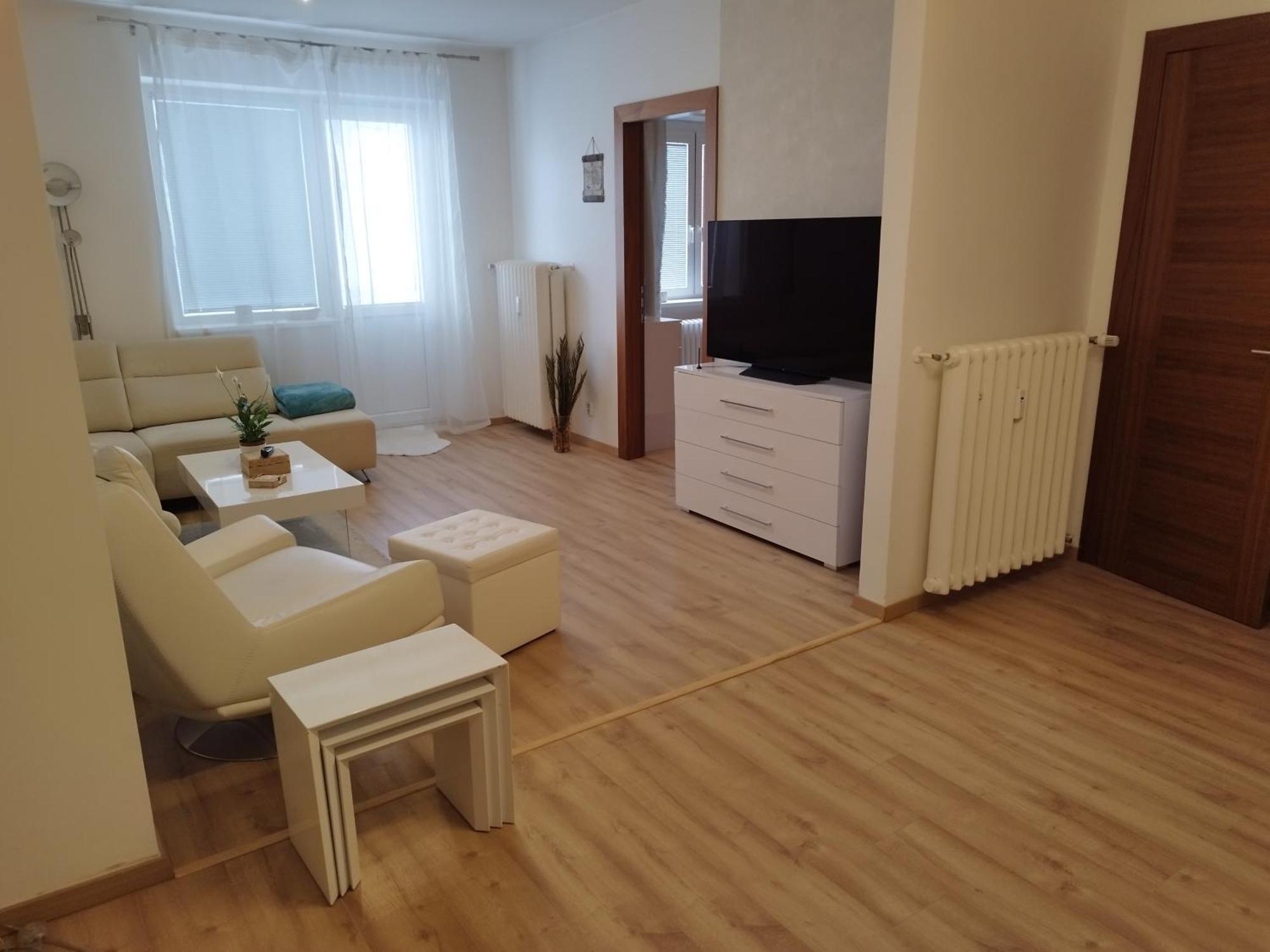Amazing Flat In Old Town With Large Balcony Apartment Bratislava Bagian luar foto