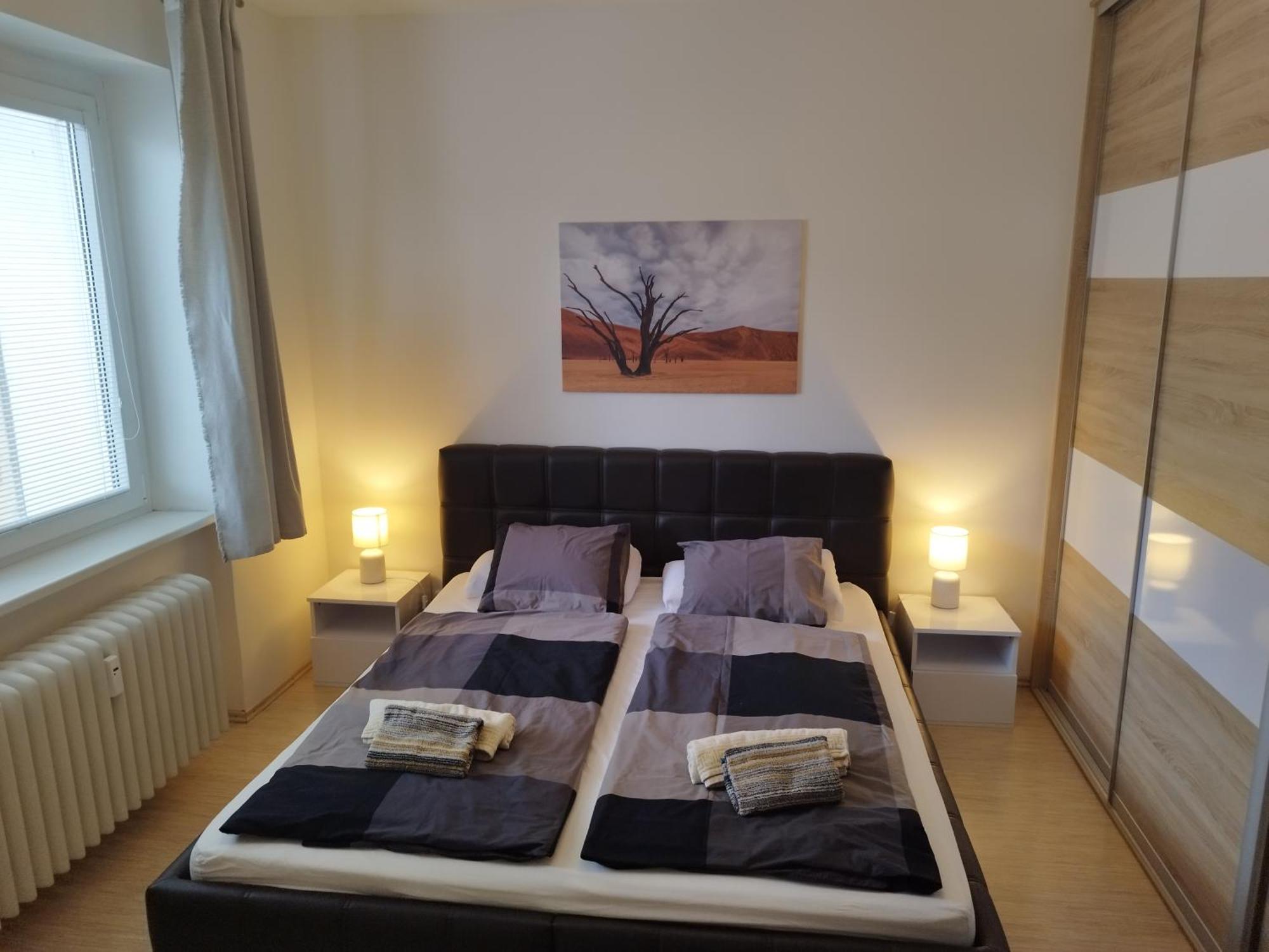 Amazing Flat In Old Town With Large Balcony Apartment Bratislava Bagian luar foto